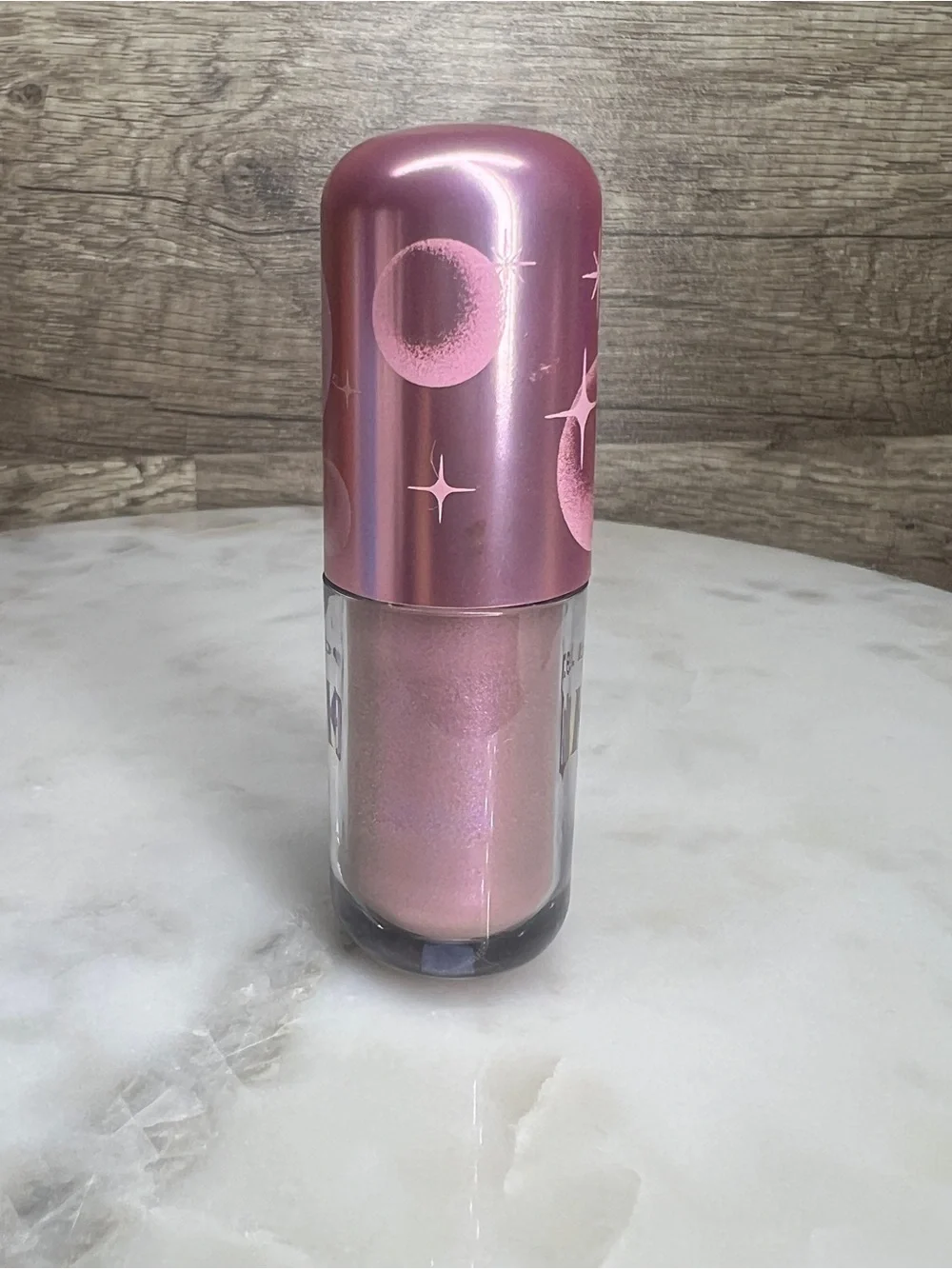 REM x WICKED liquid eyeshadow it’s good to see me isn’t it -Discontinued-